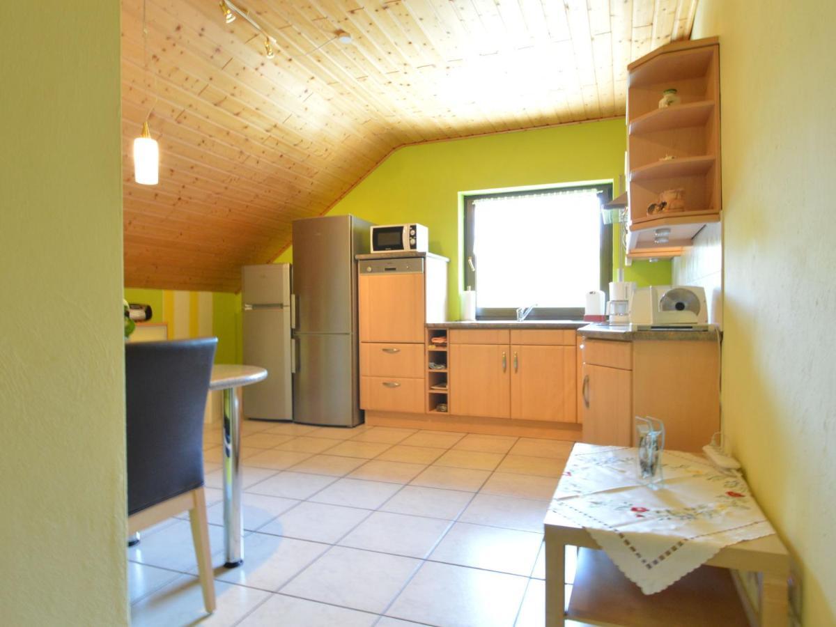 Sun Kissed Apartment In Lirstal With Garden Exterior foto