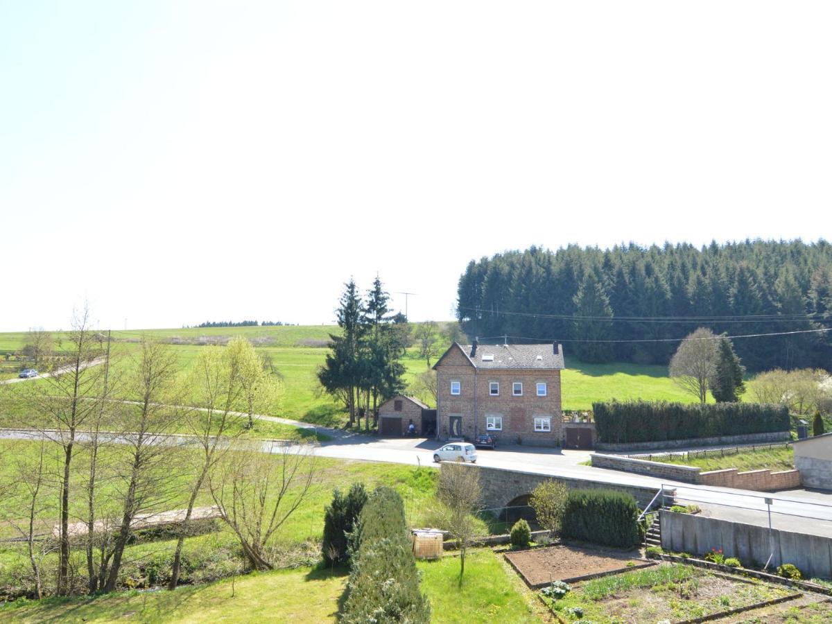 Sun Kissed Apartment In Lirstal With Garden Exterior foto